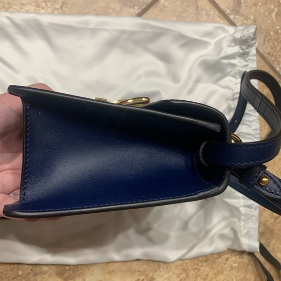 HP ❤️ 🆕 Gucci Sylvie top handle mini bag navy - Picture 6 of 9